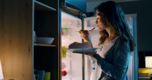 Meals before bed, eating before bed, late-night eating, late-night snacking