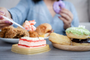Serotonin und Essstörungen, Serotonin und emotionales Essen, emotionales Essen und Serotonin